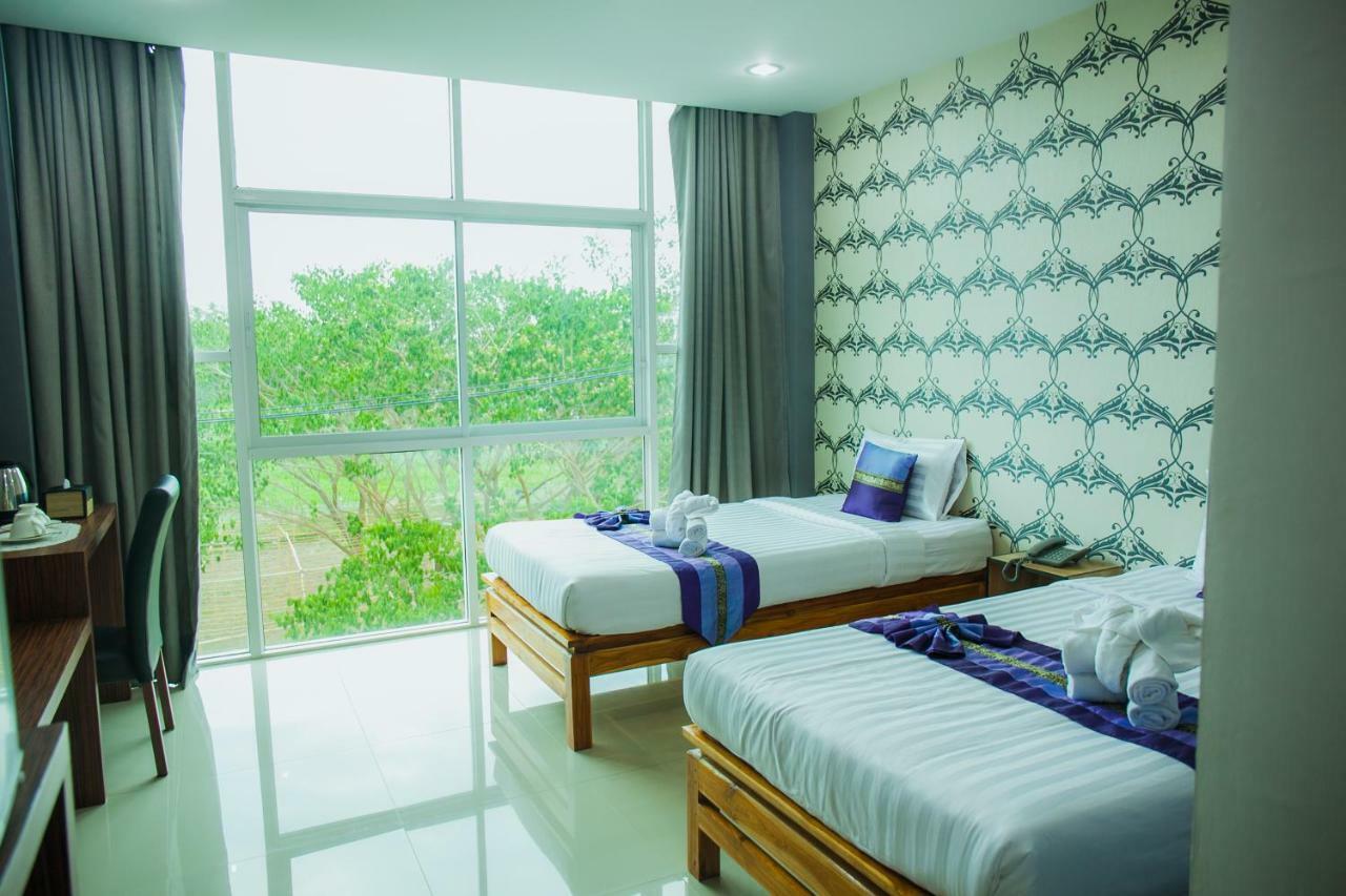 Km Hotel Chiang Mai Extérieur photo