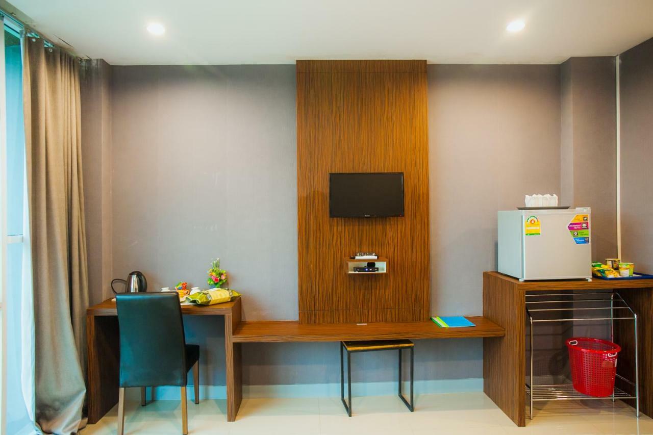 Km Hotel Chiang Mai Extérieur photo