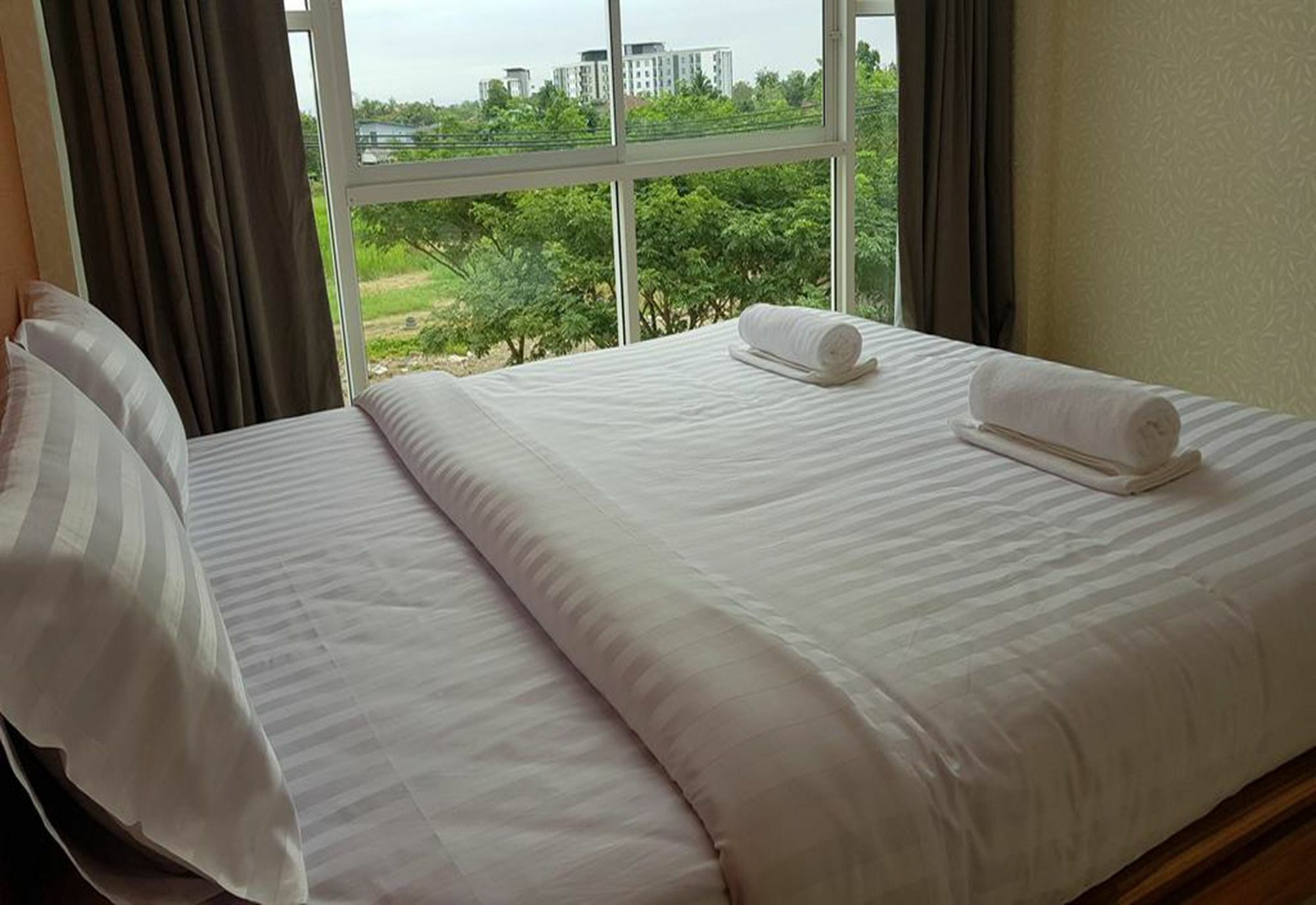 Km Hotel Chiang Mai Extérieur photo