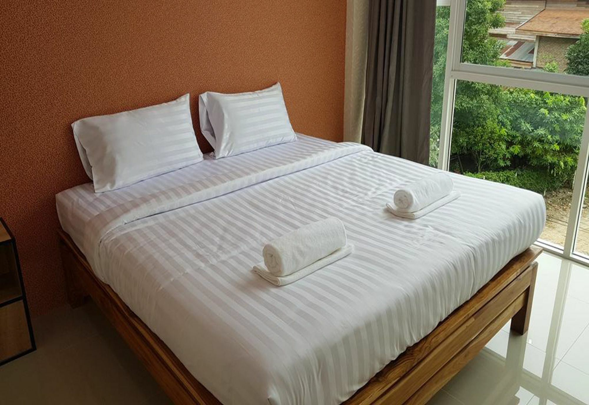 Km Hotel Chiang Mai Extérieur photo