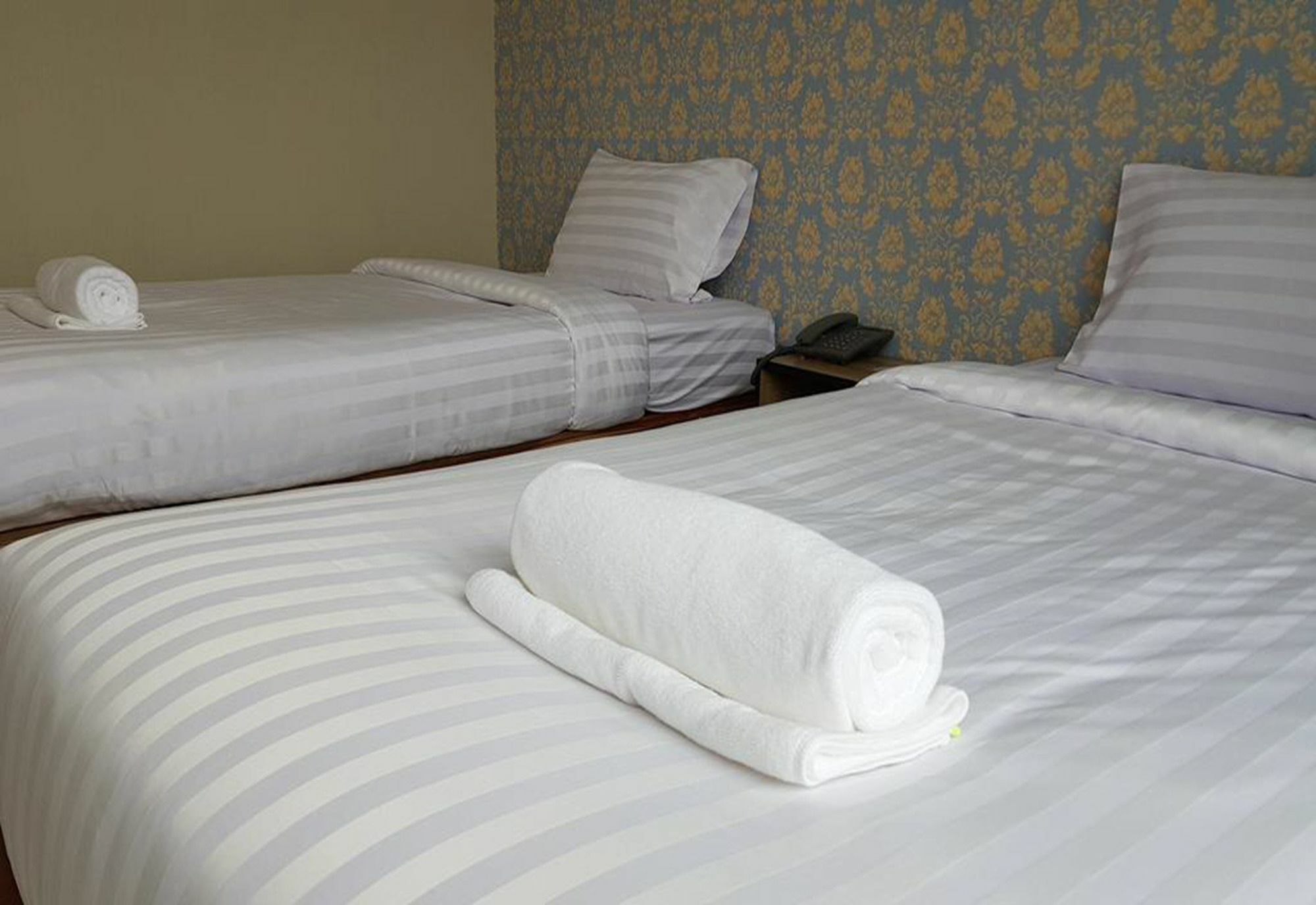 Km Hotel Chiang Mai Extérieur photo