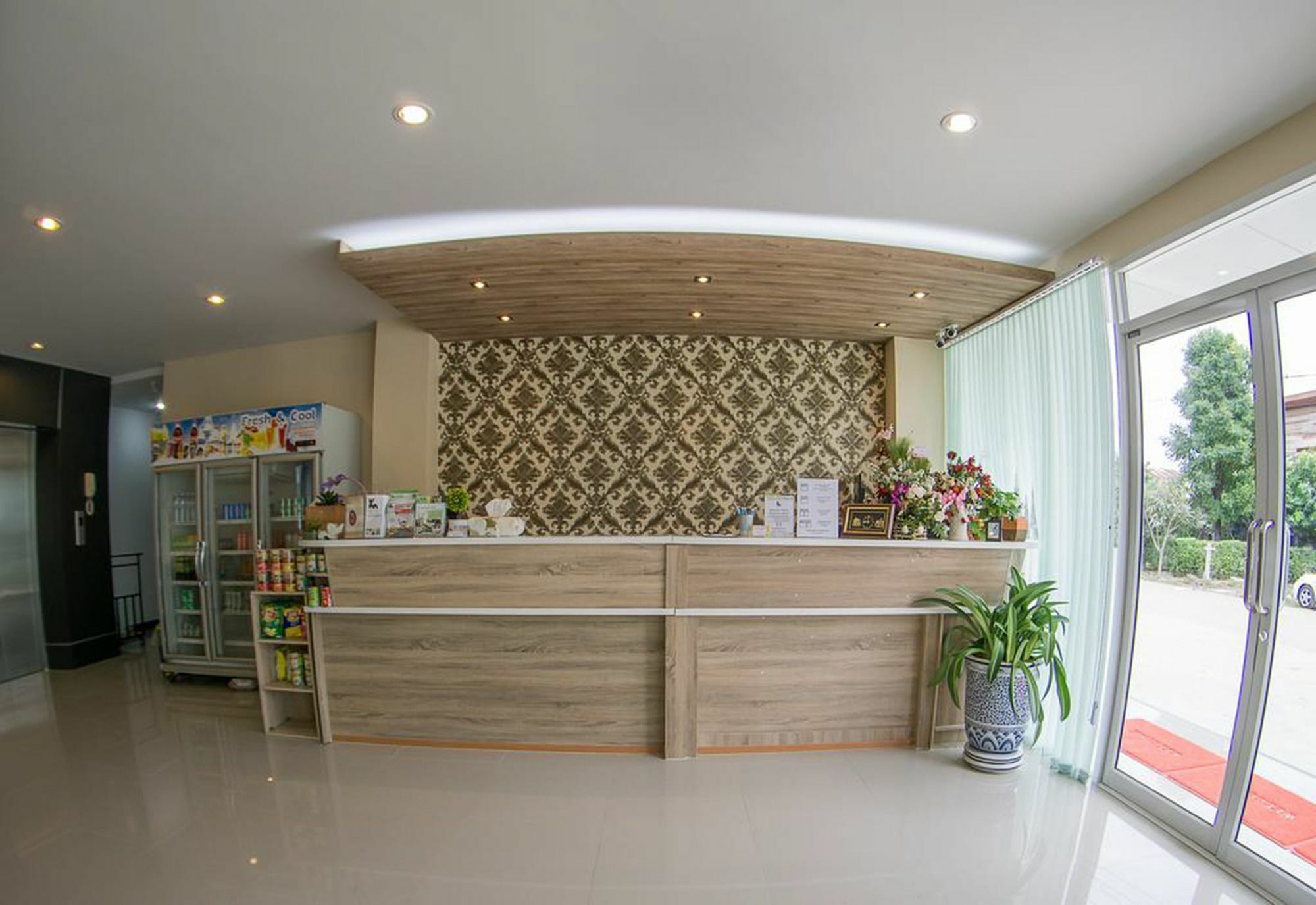 Km Hotel Chiang Mai Extérieur photo