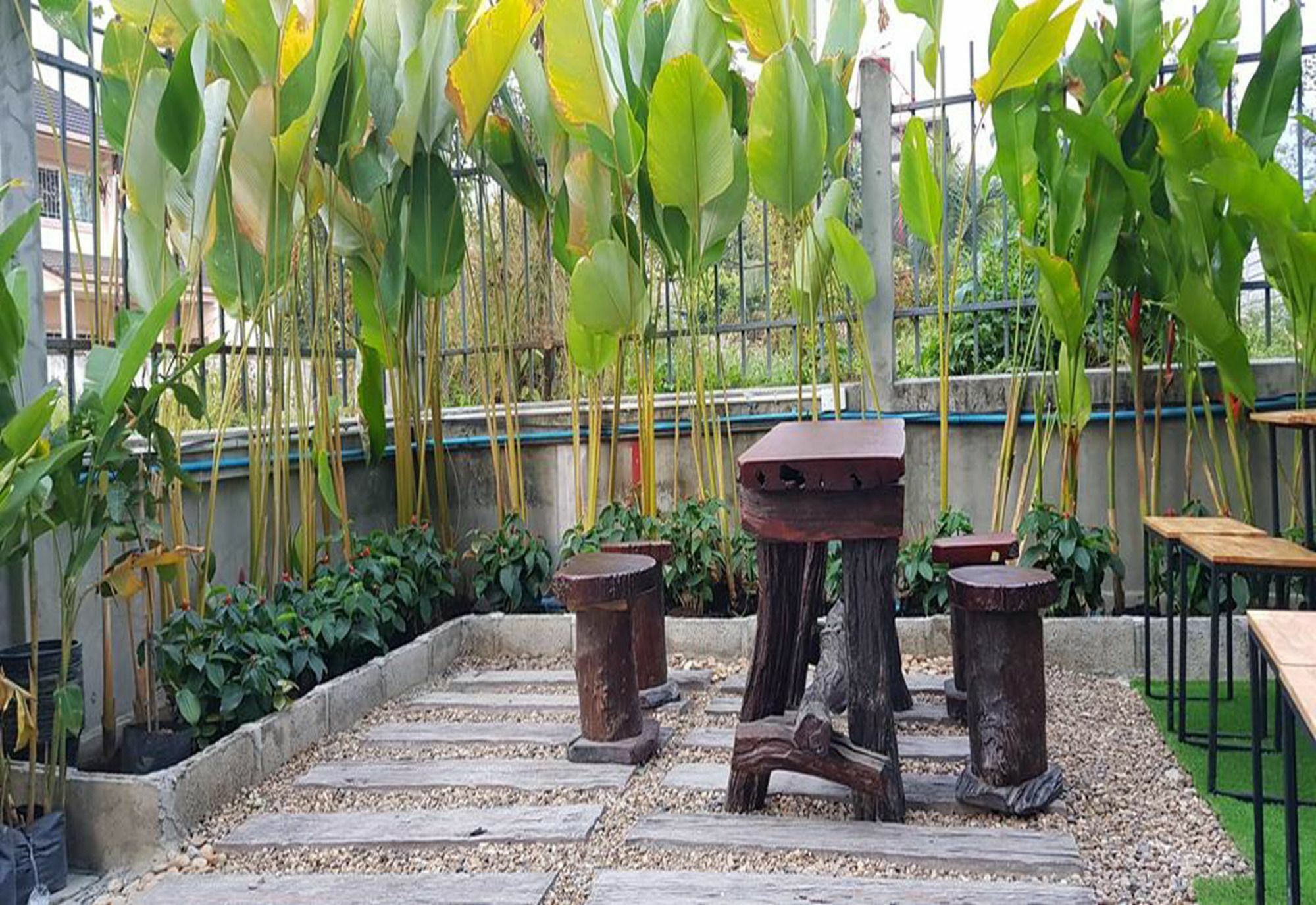 Km Hotel Chiang Mai Extérieur photo