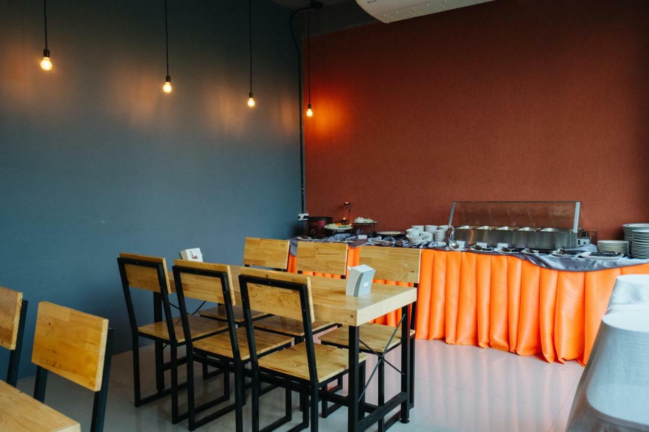 Km Hotel Chiang Mai Extérieur photo
